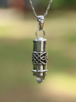 wisiorek-srebrny-talizman-z-diamentem-herkimer[144].jpg